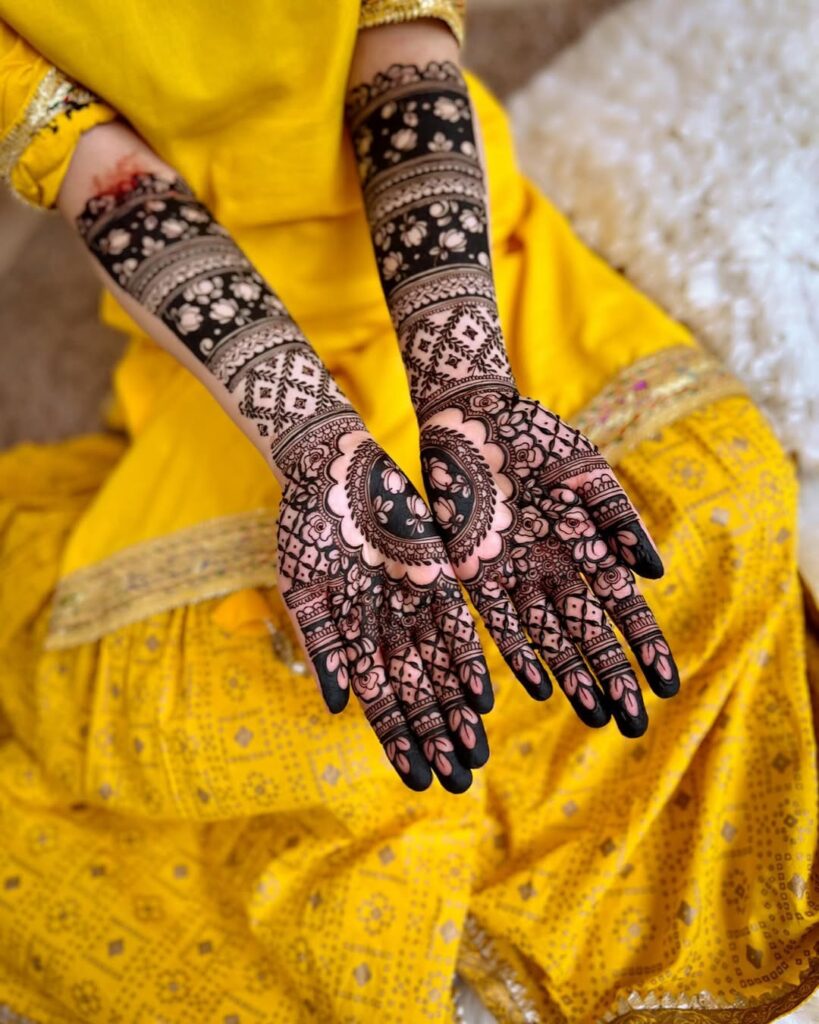 Arabic floral mehndi design