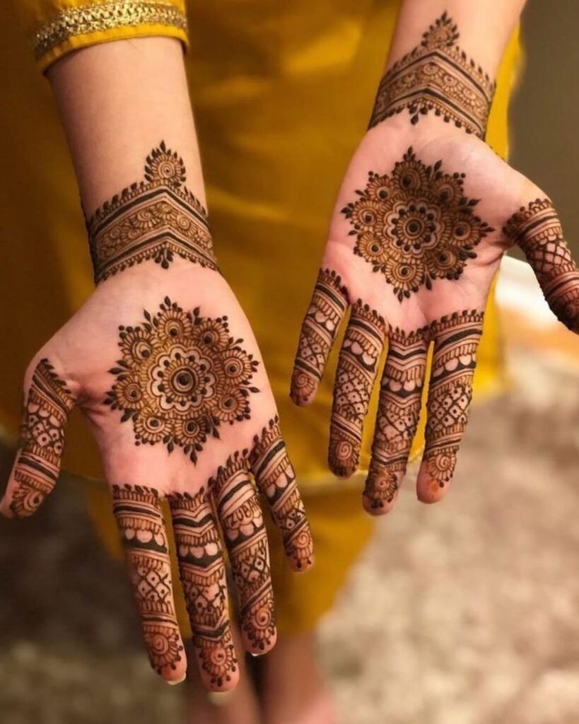 minimal mehndi